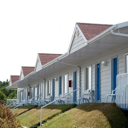 Motel Le Vacancier Baie-Sainte-Catherine Buitenkant foto